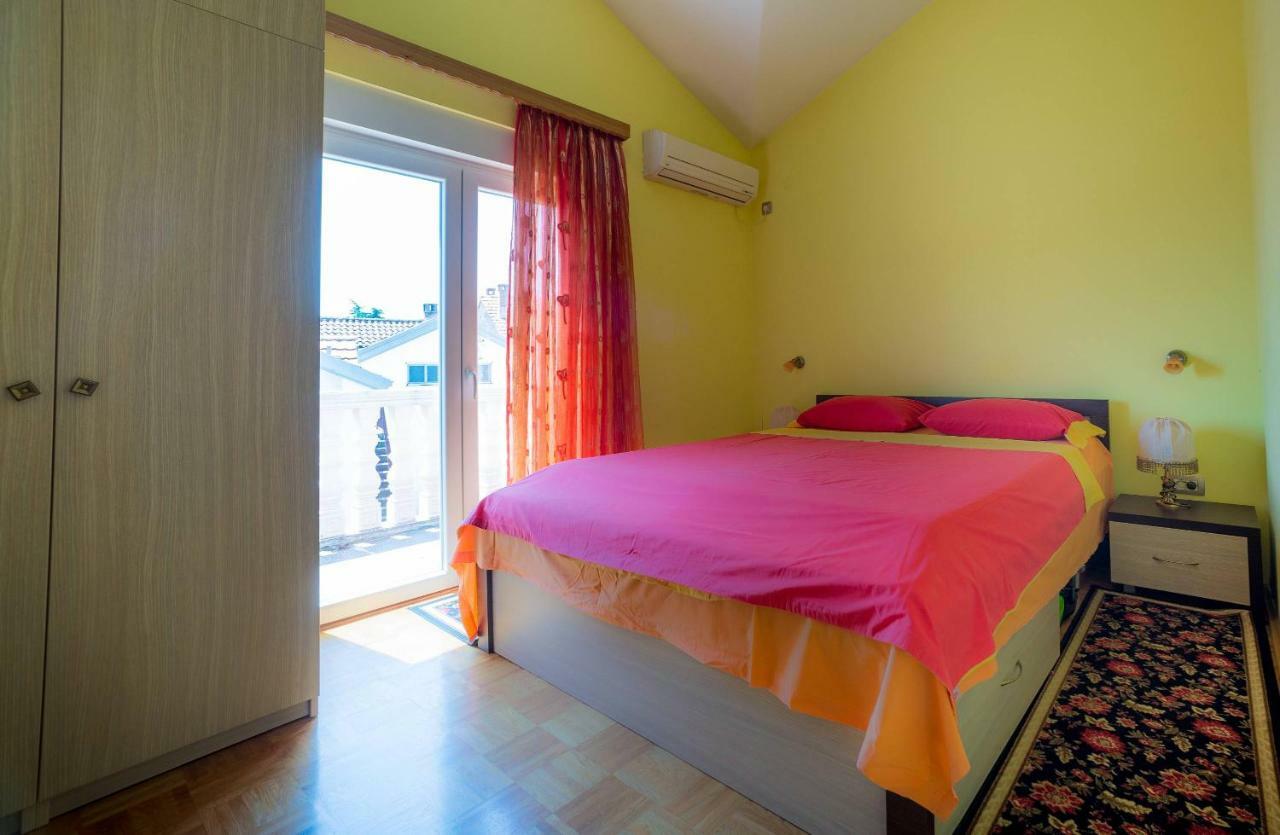 Apartments Tasija Tivat Exterior photo
